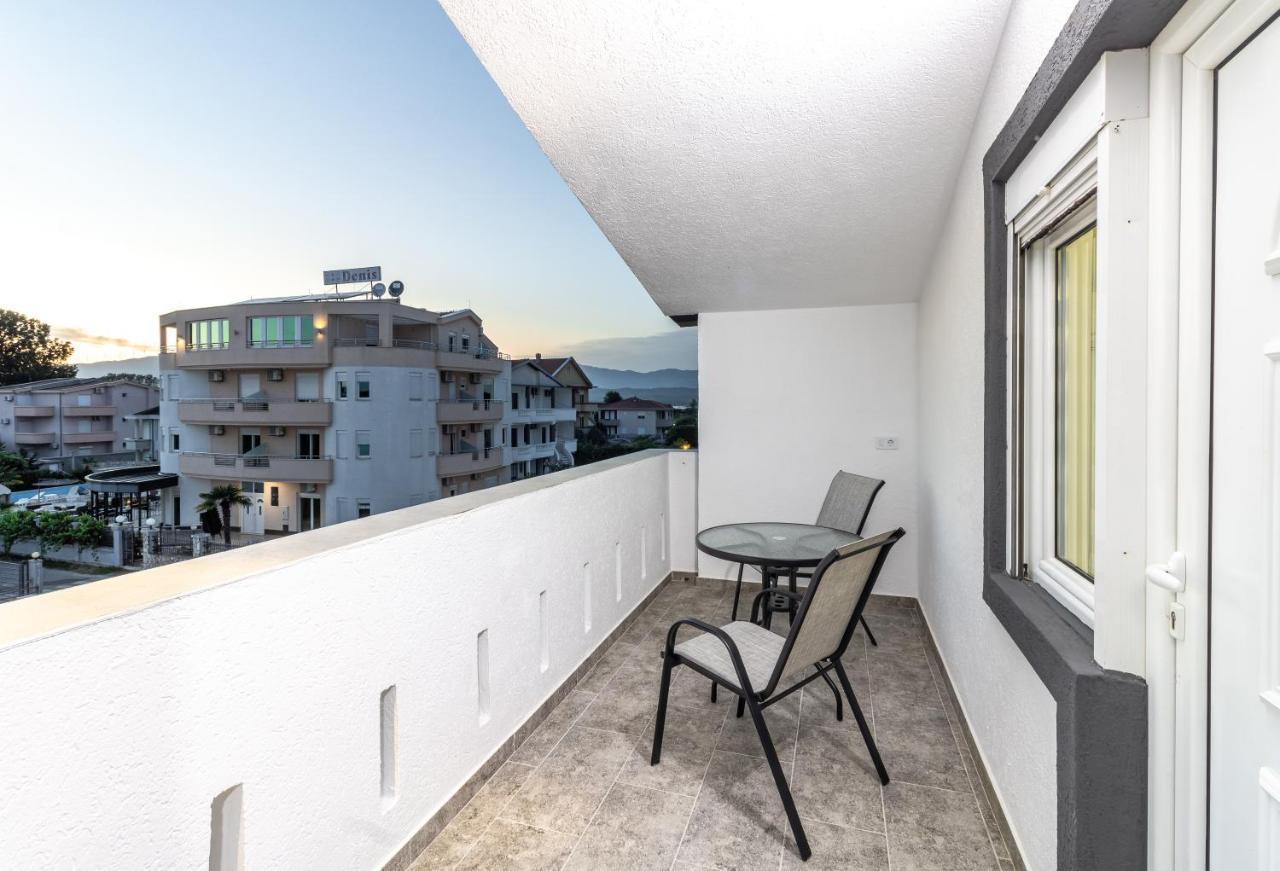 Apart-Hotel Prestige Ulcinj Ngoại thất bức ảnh